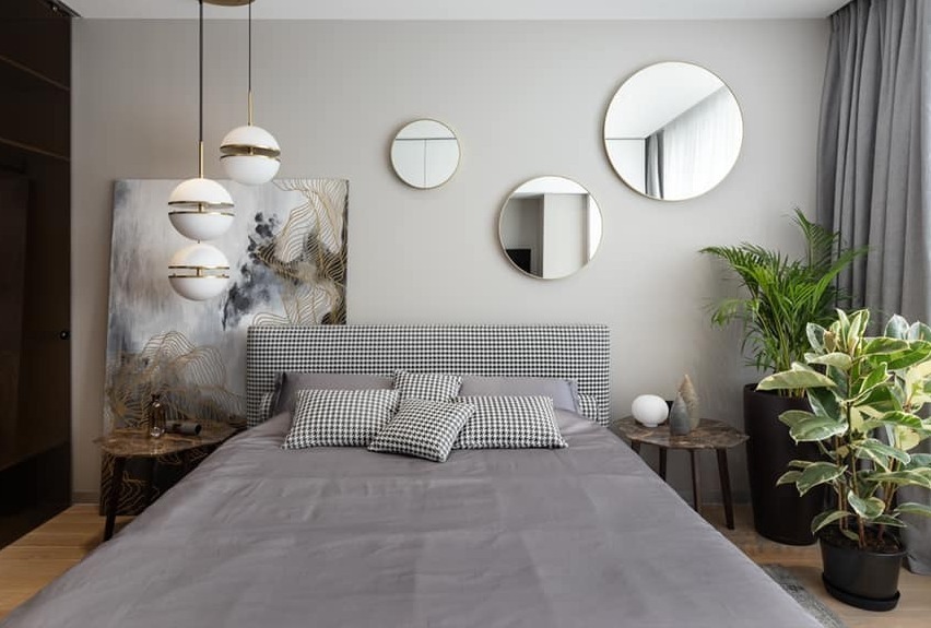 Приліжкові столики з дерева і мармуру - KOG group